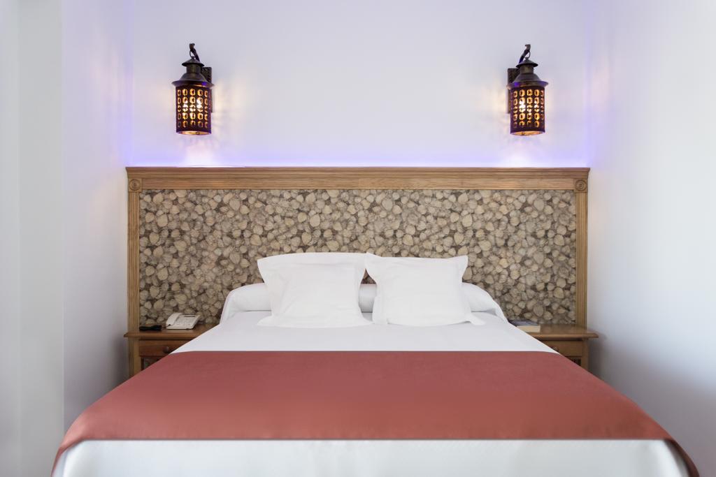 Hostal Alhambra - Adults Only Nerja Exterior foto