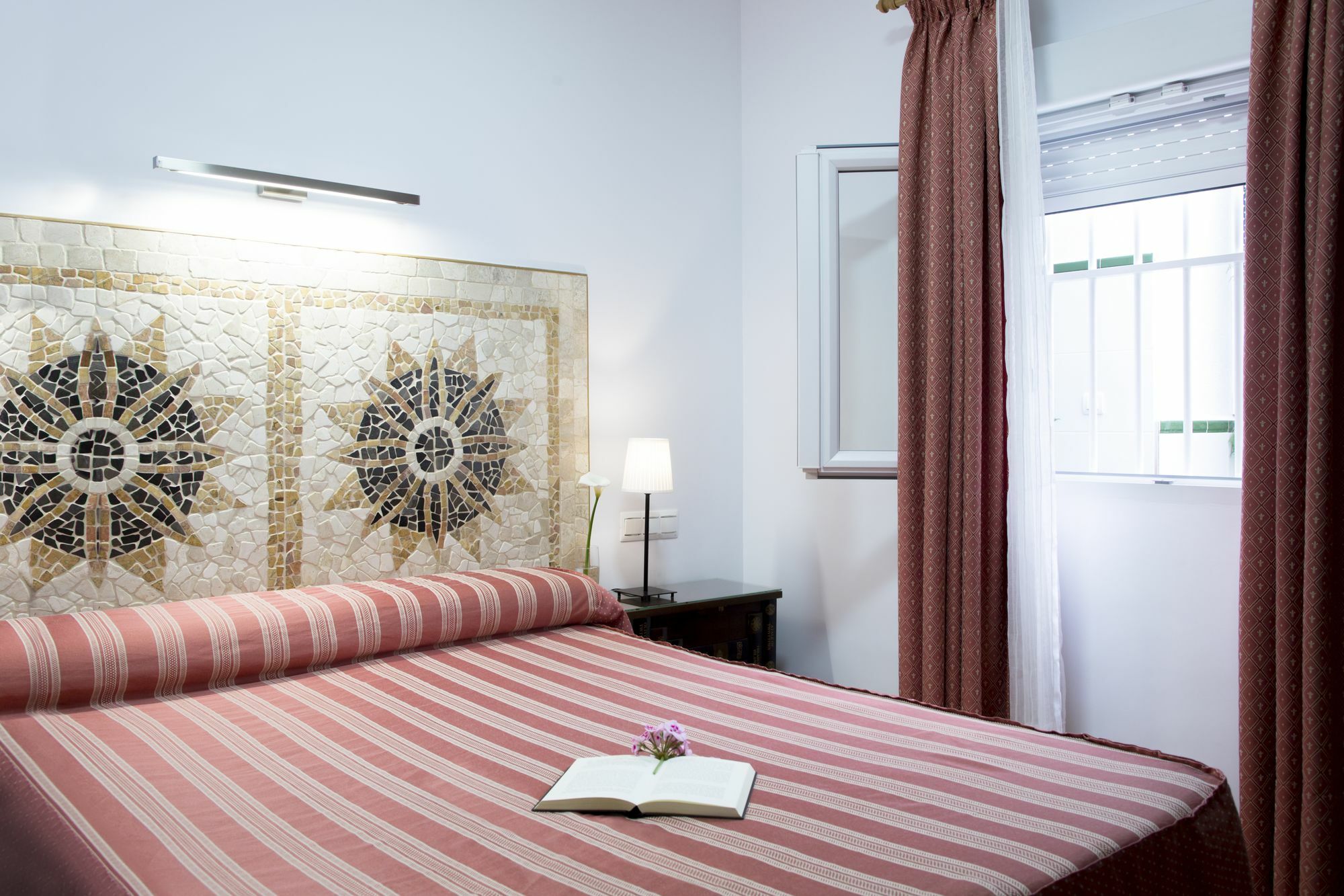 Hostal Alhambra - Adults Only Nerja Exterior foto