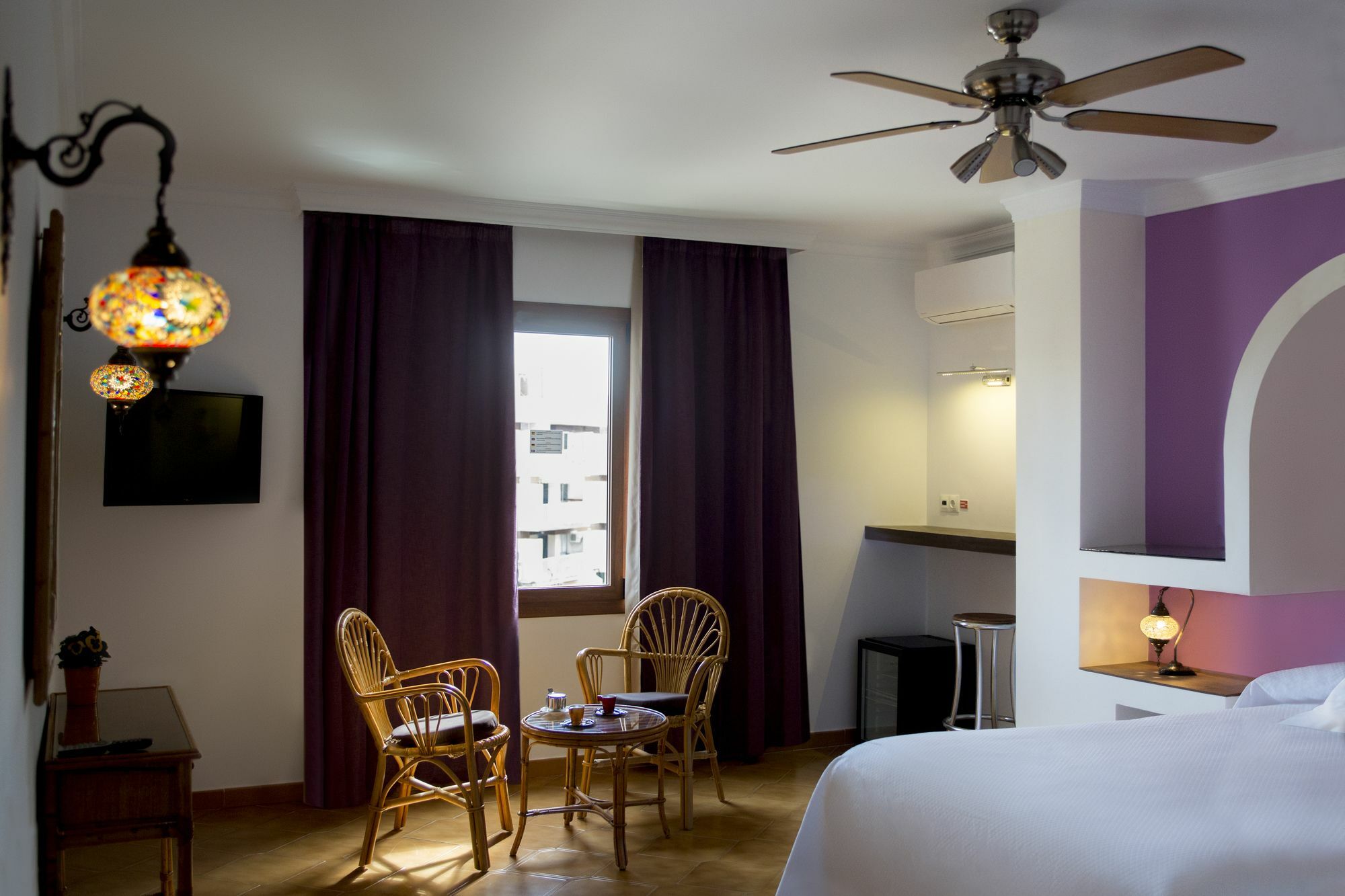 Hostal Alhambra - Adults Only Nerja Exterior foto