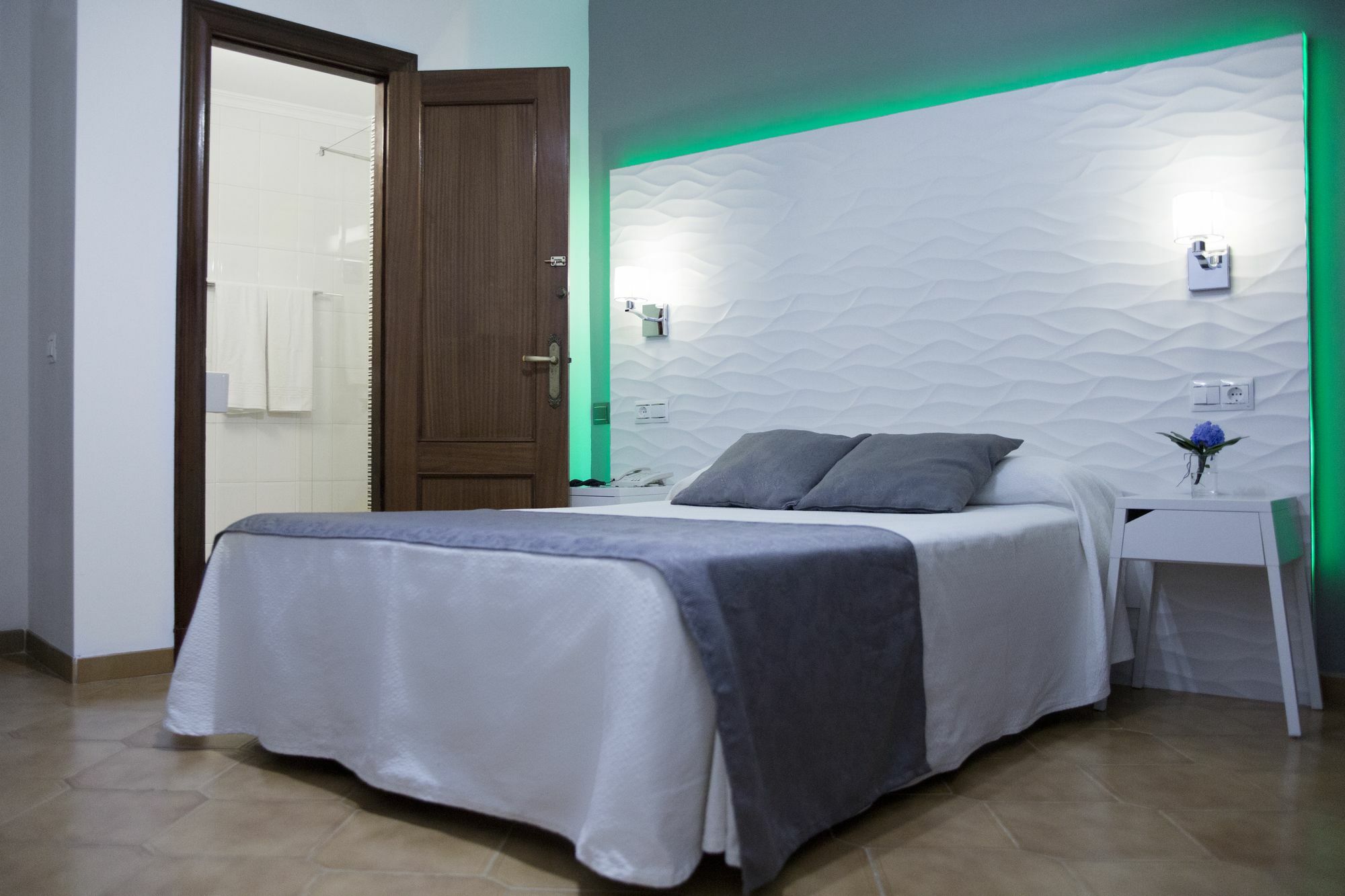 Hostal Alhambra - Adults Only Nerja Exterior foto